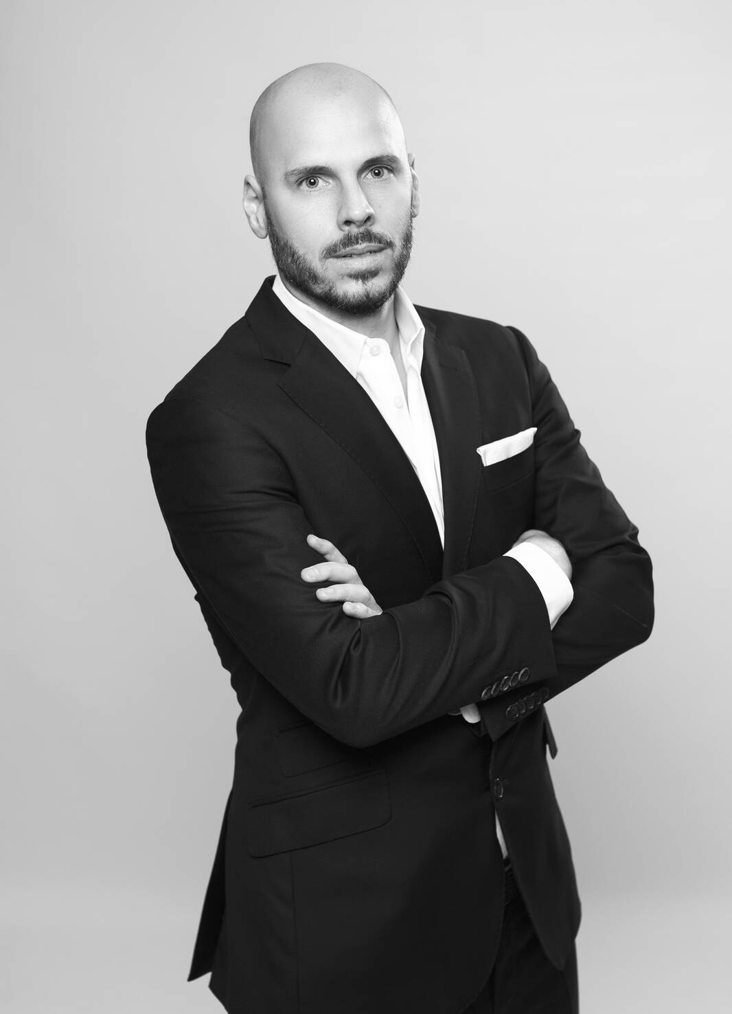 hueter_dominik_28-sw.jpg